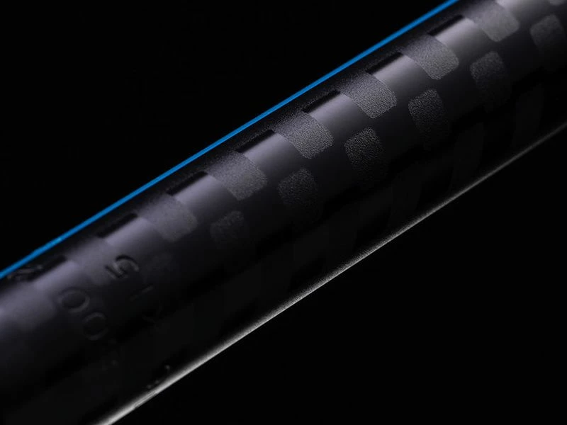 Deity Cintre Blacklabel Bleu 2021 6 Deity Cintre Blacklabel Bleu 2021 – Image 4